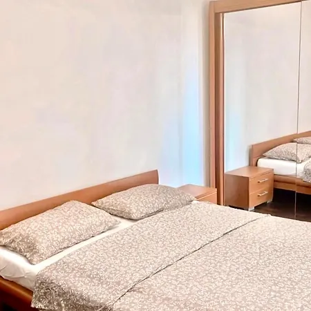 Cuza Residences *